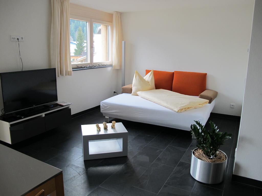 Haus Kibitz Apartment Fieberbrunn Phòng bức ảnh