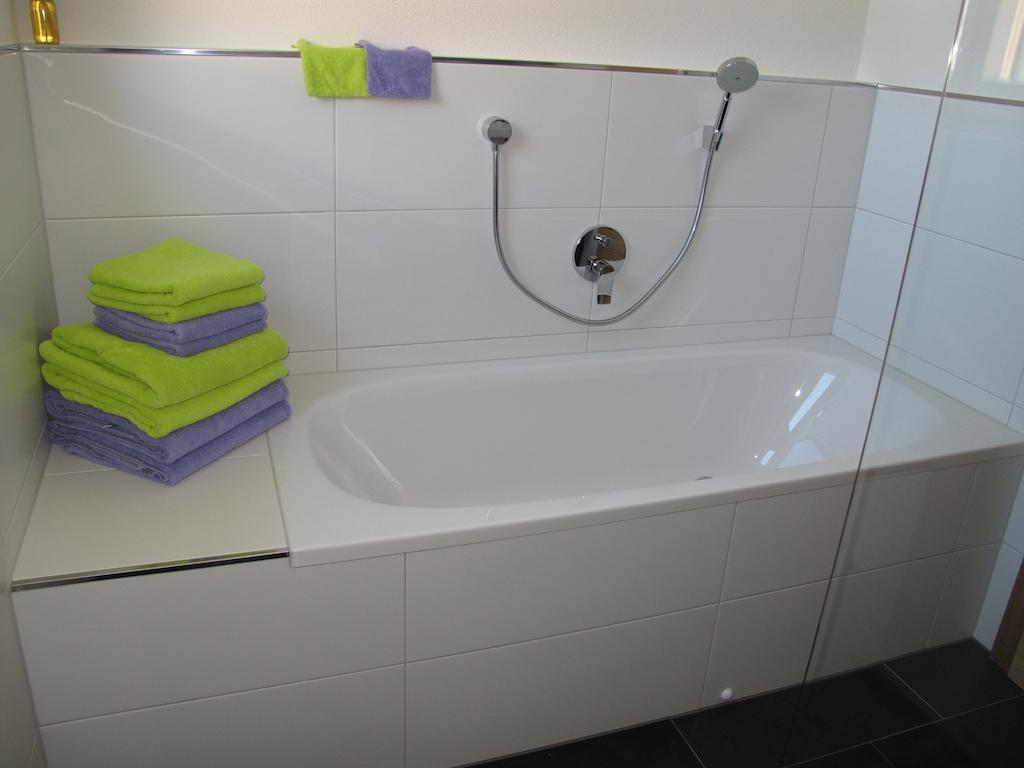 Haus Kibitz Apartment Fieberbrunn Phòng bức ảnh